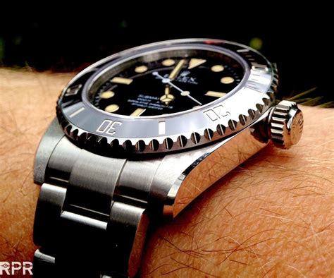 Rolex crown submariner